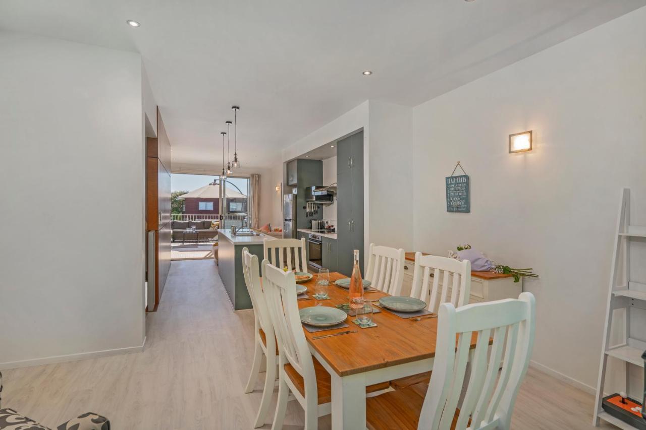 Ocean Serenity Apartments 휘티앙가 외부 사진