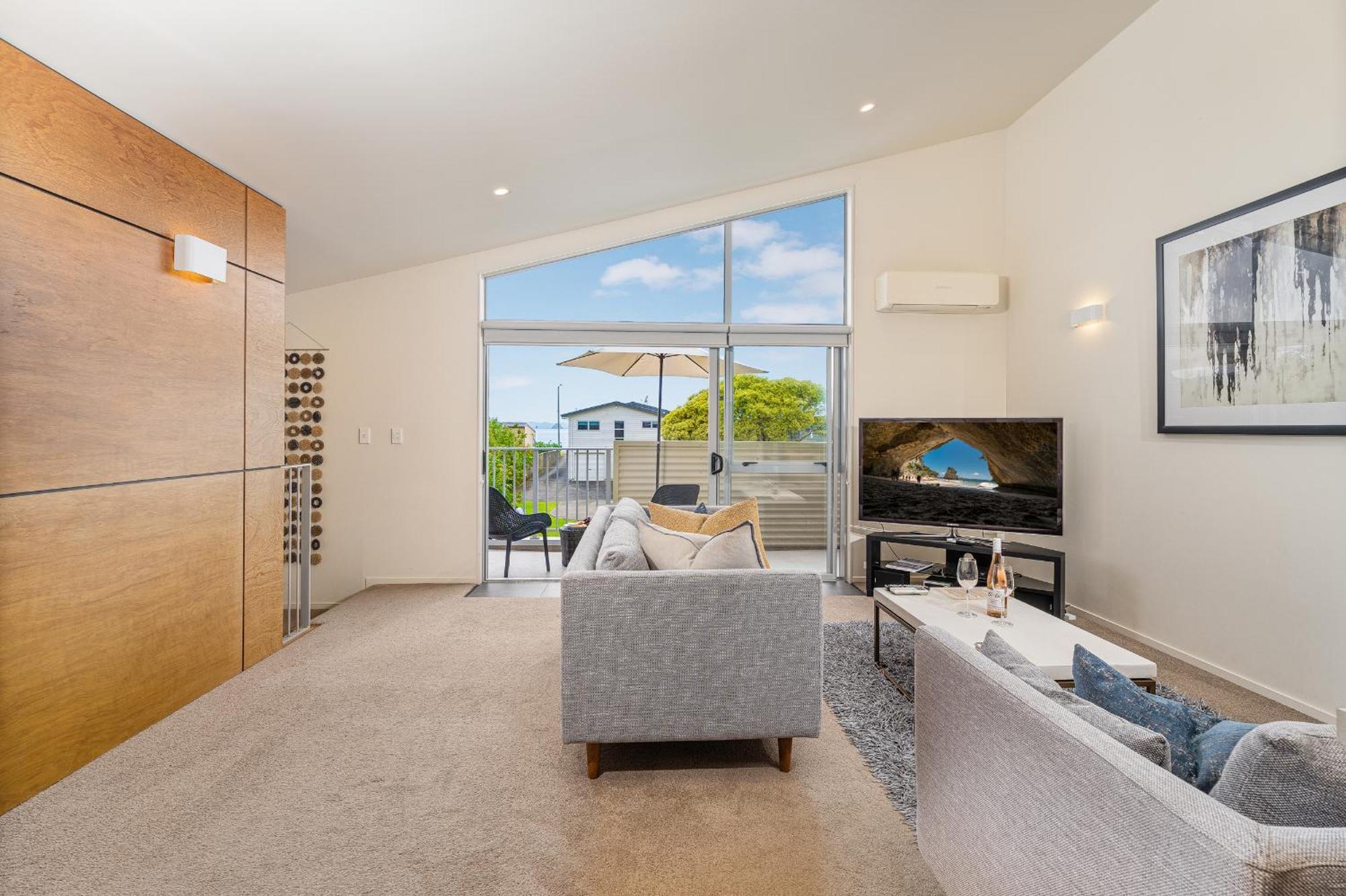 Ocean Serenity Apartments 휘티앙가 외부 사진